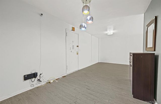 141-05 Northern Boulevard 7G, Flushing, NY 11354