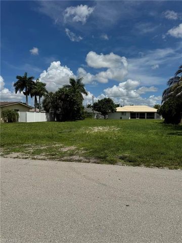 1661 Coral Point DR, Cape Coral, FL 33990