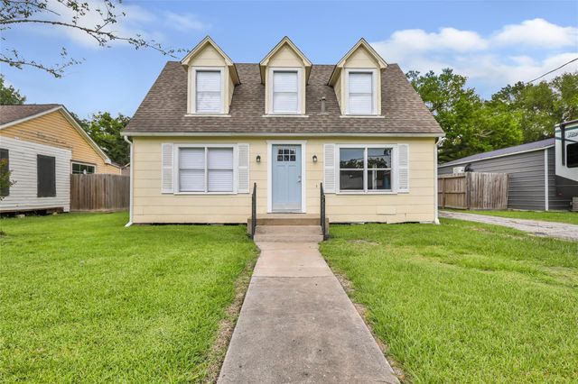 1005 N Main Street, Dayton, TX 77535