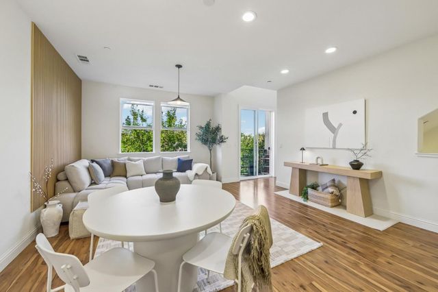 391 Charles Morris Terrace, Sunnyvale, CA 94085
