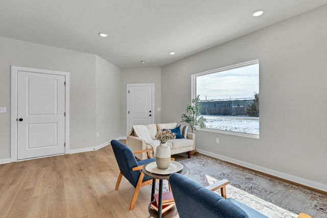 2100-2102 E Plaza Court, Haysville, KS 67060