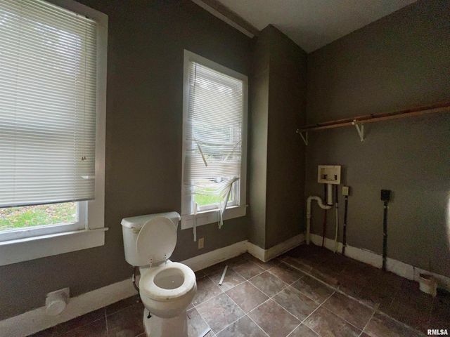 502 S Beveridge Street, Carbondale, IL 62901