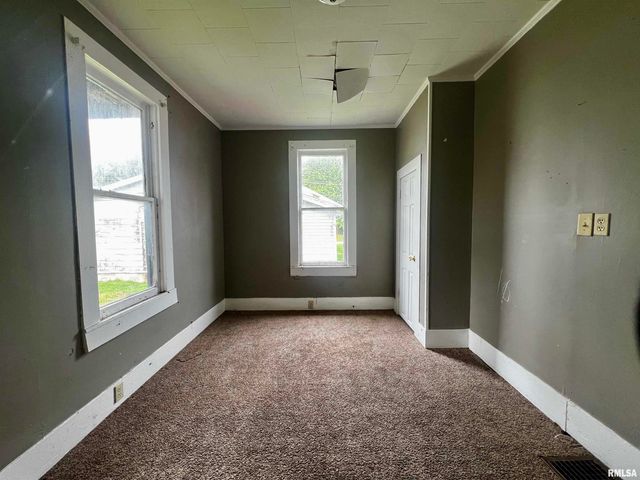 502 S Beveridge Street, Carbondale, IL 62901