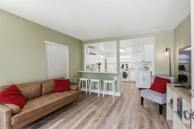929 S OREGON AVENUE, Tampa, FL 33606