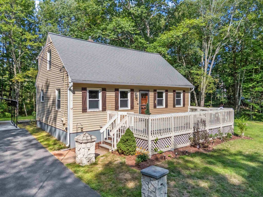 48 Ridlon Road, Berwick, ME 03901