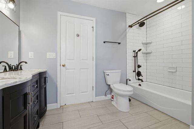 516 Curtis Street, Grand Rapids, MI 49505