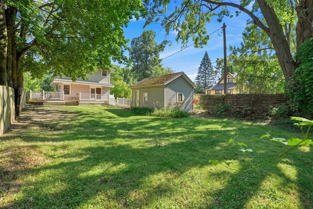 516 Curtis Street, Grand Rapids, MI 49505