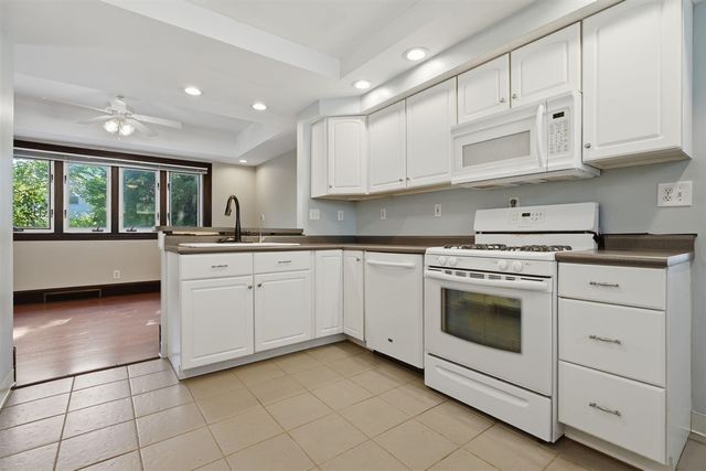 516 Curtis Street, Grand Rapids, MI 49505