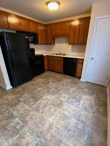 512 Patriot Park Ct Unit A, Clarksville, TN 37042
