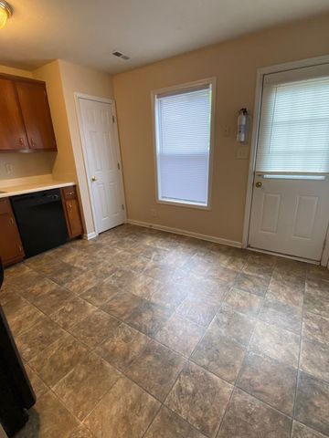 512 Patriot Park Ct Unit A, Clarksville, TN 37042