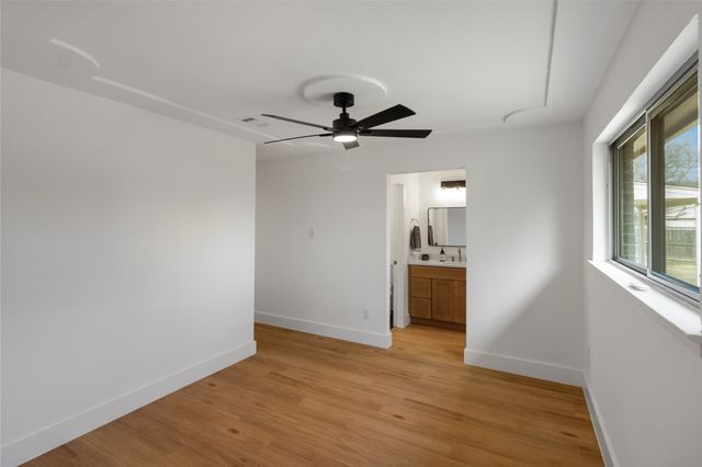 5820 Denise Drive, Haltom City, TX 76148