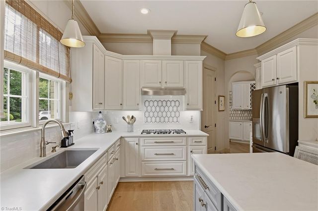 123 Latrobe Court, Advance, NC 27006