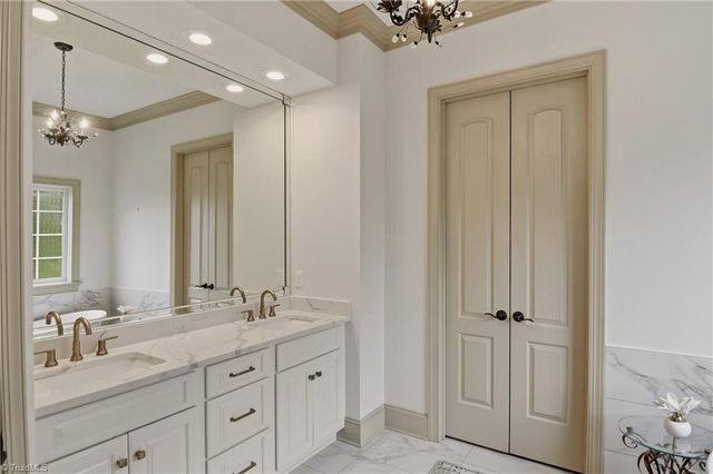 123 Latrobe Court, Advance, NC 27006