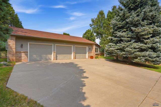 4014 WONDERLAND CT, Rapid City, SD 57702
