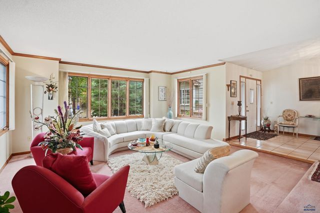 4014 WONDERLAND CT, Rapid City, SD 57702