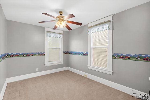 3302 College Avenue, Alton, IL 62002
