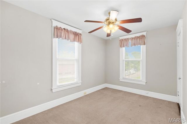 3302 College Avenue, Alton, IL 62002