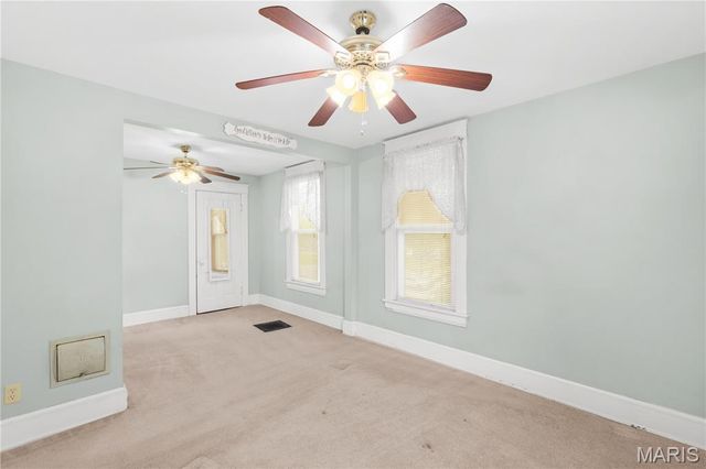3302 College Avenue, Alton, IL 62002
