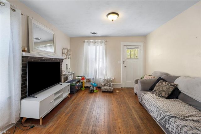3104 Marshall AVE, Newport News, VA 23607