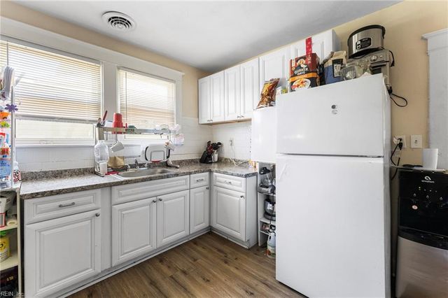 3104 Marshall AVE, Newport News, VA 23607