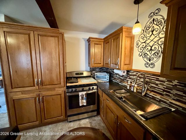 1666 Mount Vernon Avenue, East Lansing, MI 48823