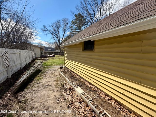 1666 Mount Vernon Avenue, East Lansing, MI 48823