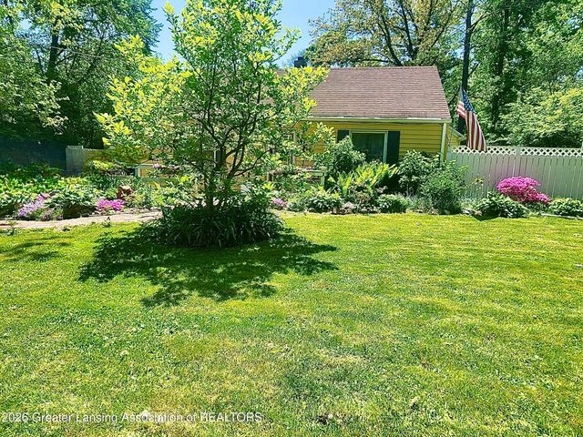 1666 Mount Vernon Avenue, East Lansing, MI 48823