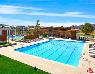 27056 Tanager Lane, Valencia, CA 91381