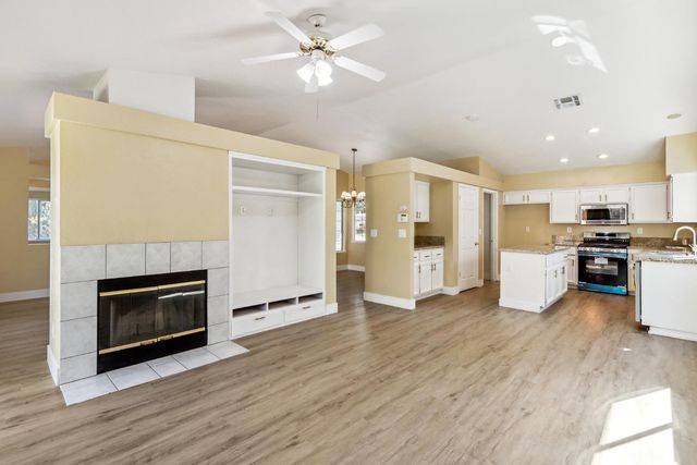 8692 Tarata Pl, Elk Grove, CA 95624