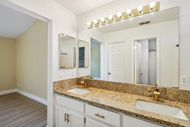 8692 Tarata Pl, Elk Grove, CA 95624