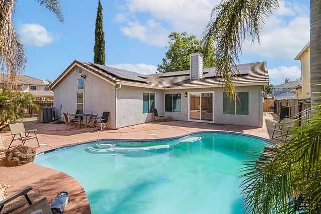 8692 Tarata Pl, Elk Grove, CA 95624