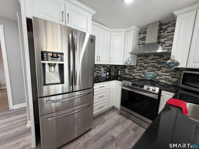 100 Sumac Street, West Haven, CT 06516
