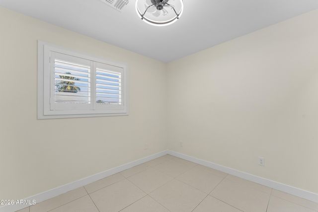 6139 W COLTER Street, Glendale, AZ 85301