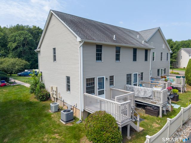 21 White Tail Lane 21, Wallingford, CT 06492