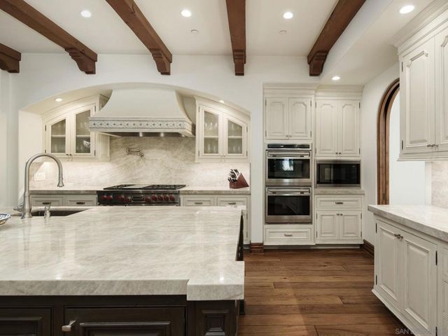 16409 Via de Santa Fe, Rancho Santa Fe, CA 92067