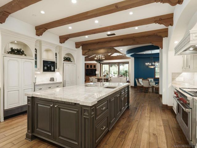 16409 Via de Santa Fe, Rancho Santa Fe, CA 92067