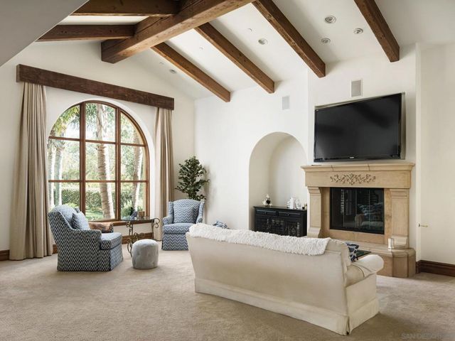 16409 Via de Santa Fe, Rancho Santa Fe, CA 92067