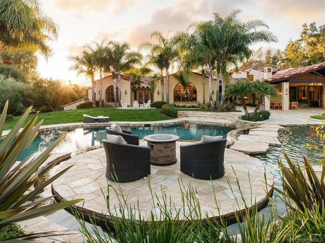 16409 Via de Santa Fe, Rancho Santa Fe, CA 92067