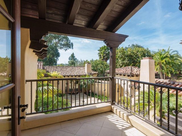 16409 Via de Santa Fe, Rancho Santa Fe, CA 92067