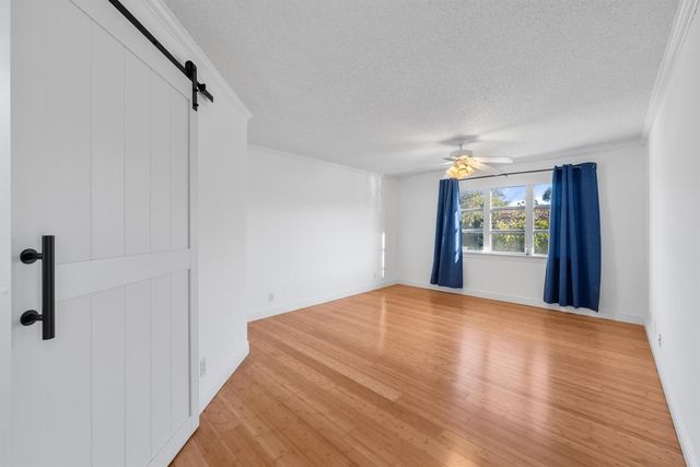 169 Seabreeze Circle, Jupiter, FL 33477