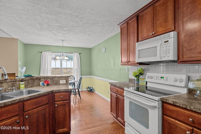 101 Pine Brae Lane, Aberdeen, NC 28315