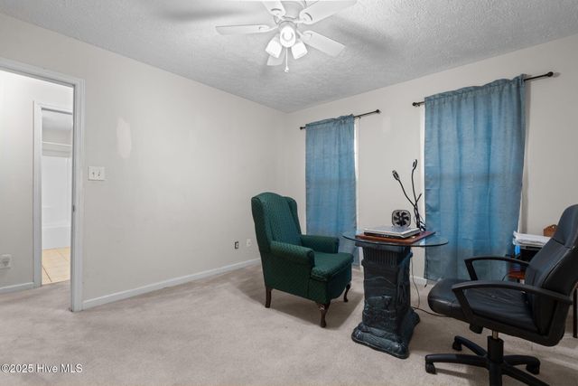 101 Pine Brae Lane, Aberdeen, NC 28315