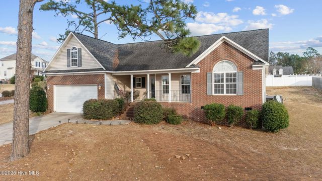 101 Pine Brae Lane, Aberdeen, NC 28315