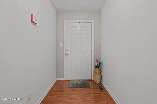 101 Pine Brae Lane, Aberdeen, NC 28315