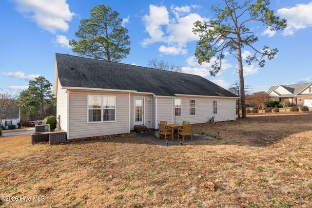 101 Pine Brae Lane, Aberdeen, NC 28315