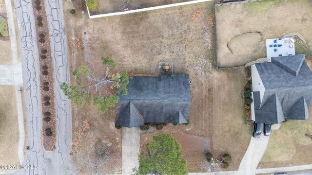 101 Pine Brae Lane, Aberdeen, NC 28315