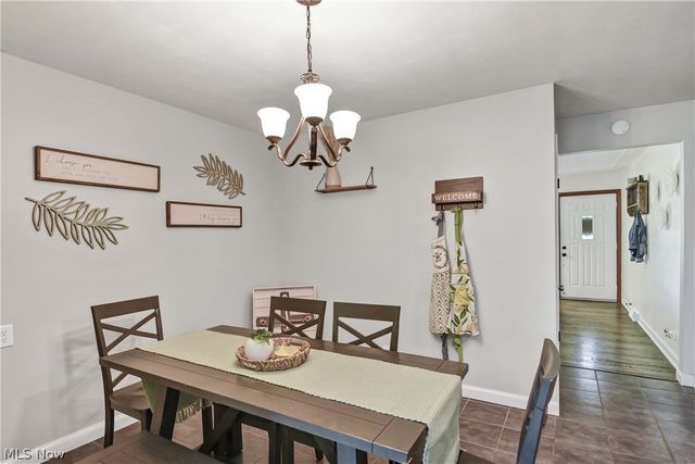 183 Sunrise Drive, Amherst, OH 44001