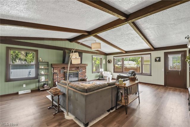 183 Sunrise Drive, Amherst, OH 44001