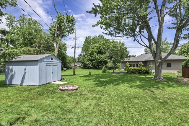 183 Sunrise Drive, Amherst, OH 44001