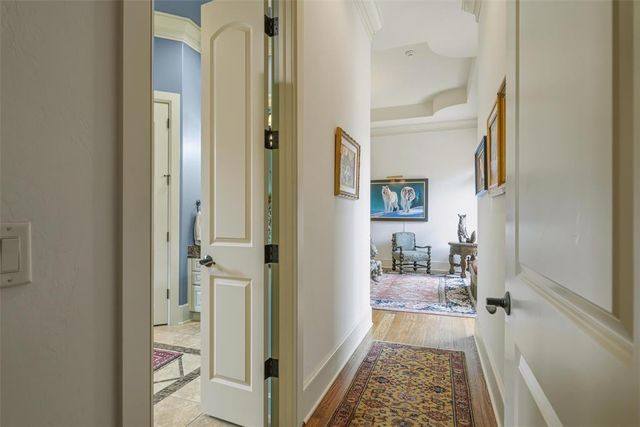 1703 Windsor Place, Nichols Hills, OK 73116